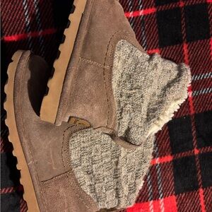 Bearpaw Boots with Knit Cuff size 7